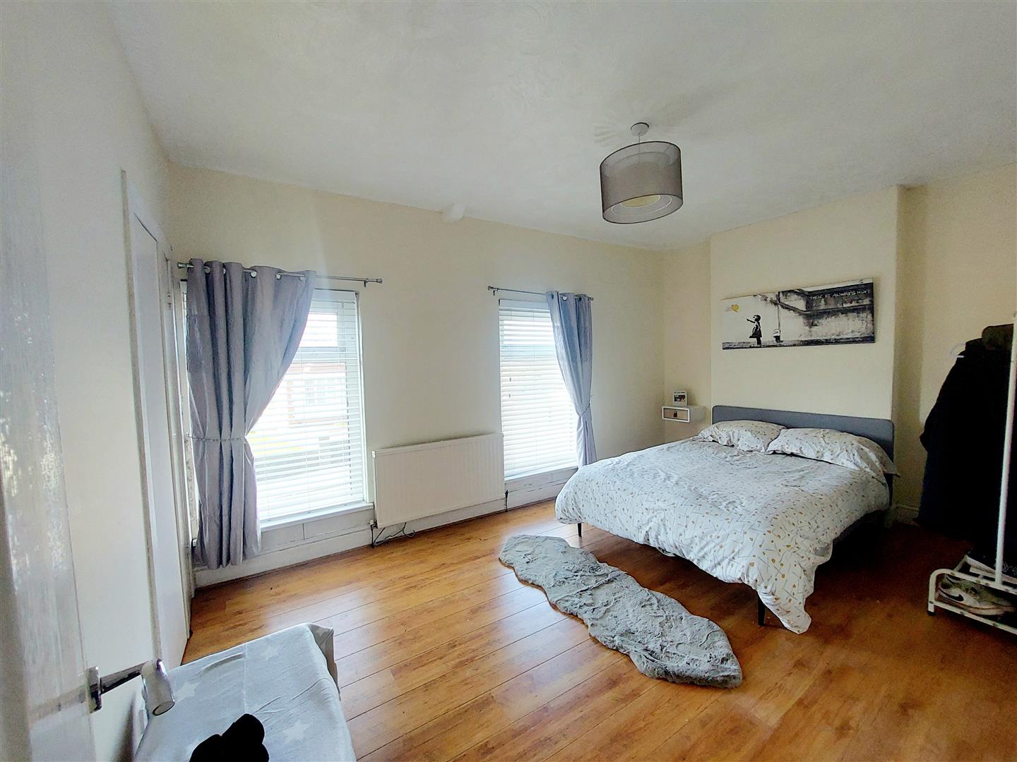 Coalbrook Road, Grovesend, Swansea, SA4 4GR